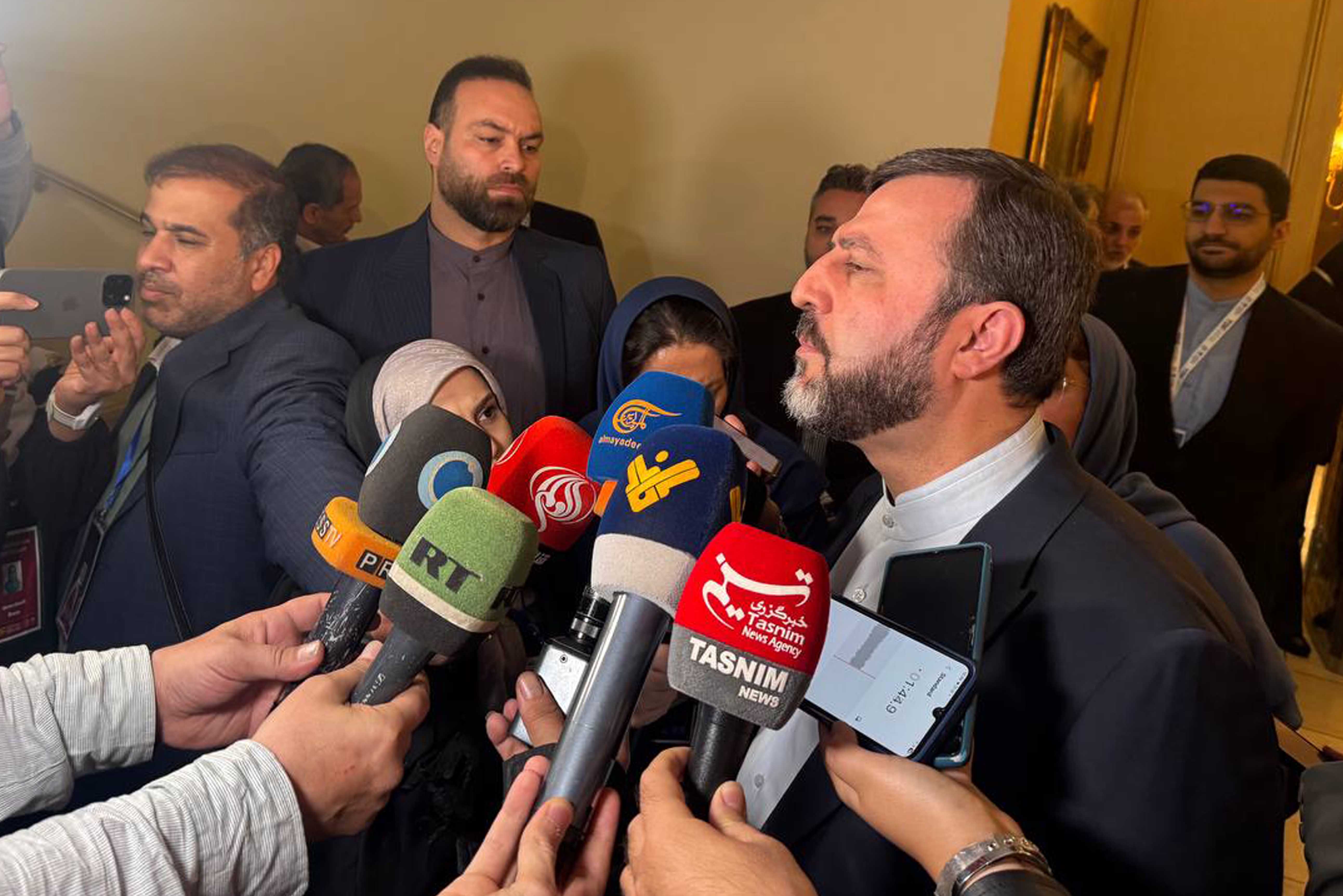 Iran Warns of Major Policy Shift if Europe Pushes Ahead with New Resolution